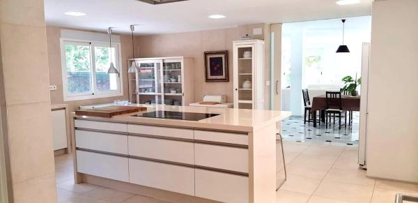 Casa independiente en camino Cipres