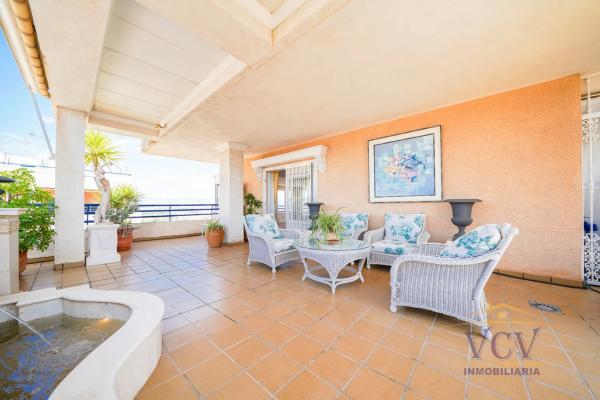 Ático en avenida Historiador Vicente Ramos