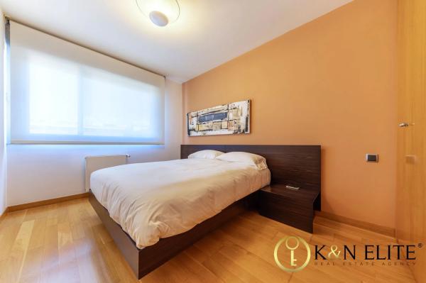 Ático en calle Moratín, 25