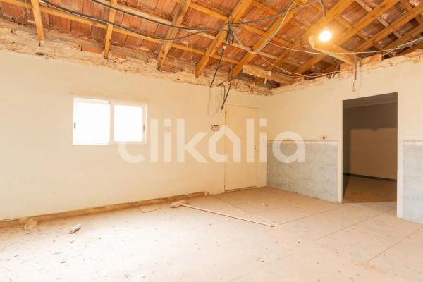 Casa independiente en calle San Javier