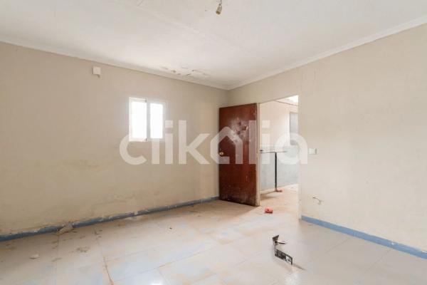 Casa independiente en calle San Javier