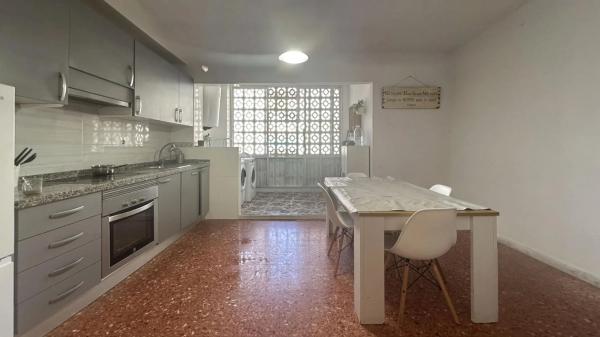 Piso en calle Ciudad de Bari