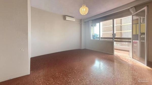 Piso en calle Ciudad de Bari