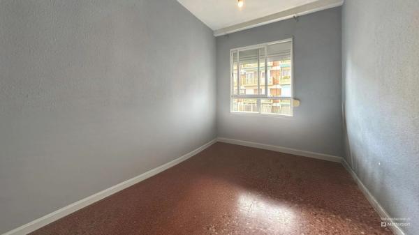 Piso en calle Ciudad de Bari