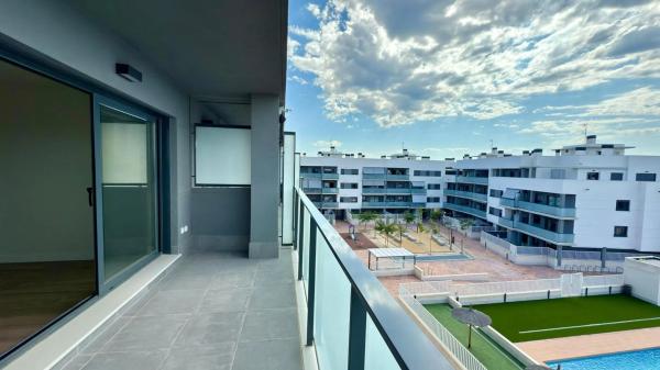 Piso en calle Cronista Isidro Buades, 28