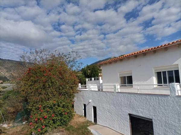 Casa independiente en Bolulla s/n