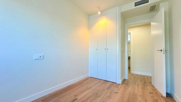 Piso en calle Cronista Isidro Buades, 28