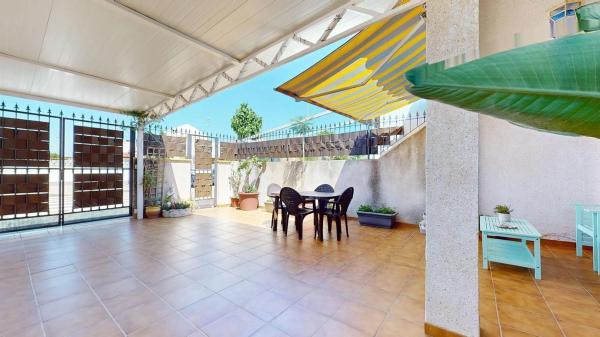 Chalet adosado en calle Clipper