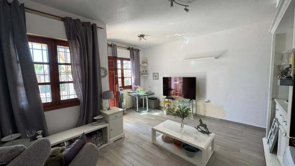 Piso en San Miguel de Salinas