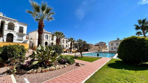 Piso en San Miguel de Salinas