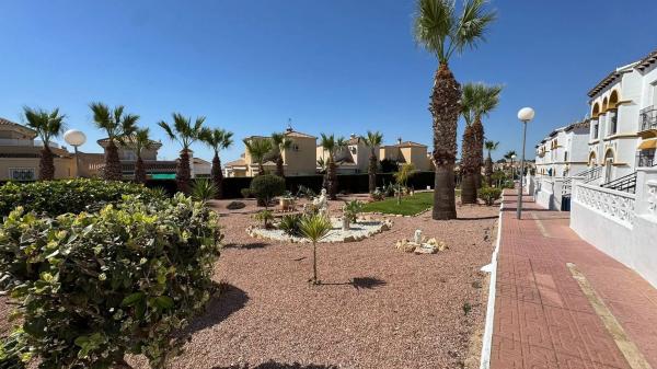 Piso en San Miguel de Salinas