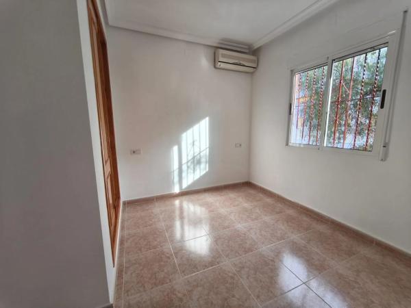 Chalet adosado en calle Manuel de Falla, 2