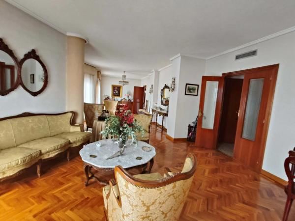 Piso en Plaza de Toros - Avenida Chapí - Trinquete