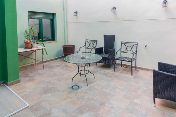 Chalet en plaza de Ramón Sijé, 6