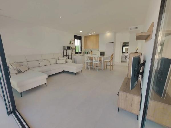 Casa independiente en calle Mimosa s/n