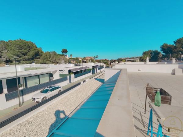 Casa independiente en calle Mimosa s/n