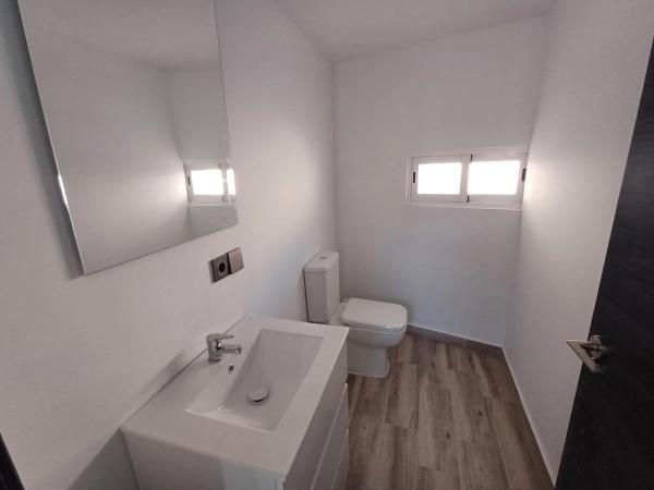 Chalet adosado en Industria, 2