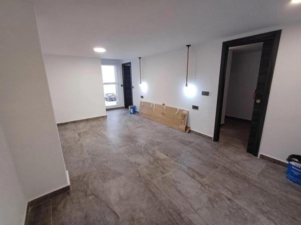 Chalet adosado en Industria, 2