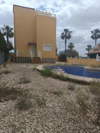 Casa independiente en avenida Joaquín Chapaprieta, 14