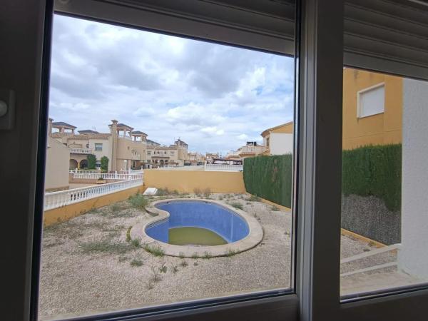 Casa independiente en avenida Joaquín Chapaprieta, 14