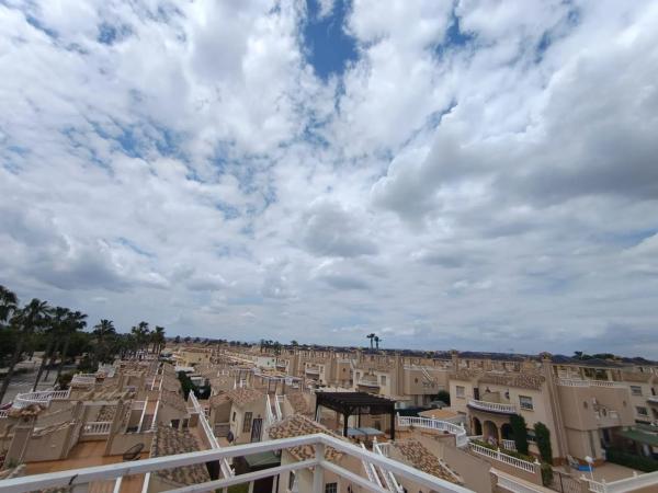 Casa independiente en avenida Joaquín Chapaprieta, 14