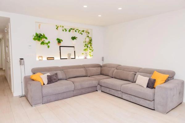 Piso en Barrio Reina Victoria-Miguel Hernández