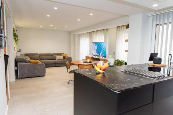 Piso en Barrio Reina Victoria-Miguel Hernández