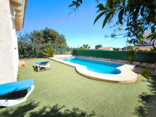 Casa independiente en calle Capellá