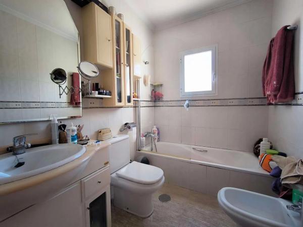 Casa independiente en calle Capellá