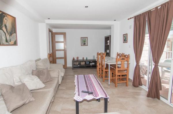 Piso en calle Monòver, 3