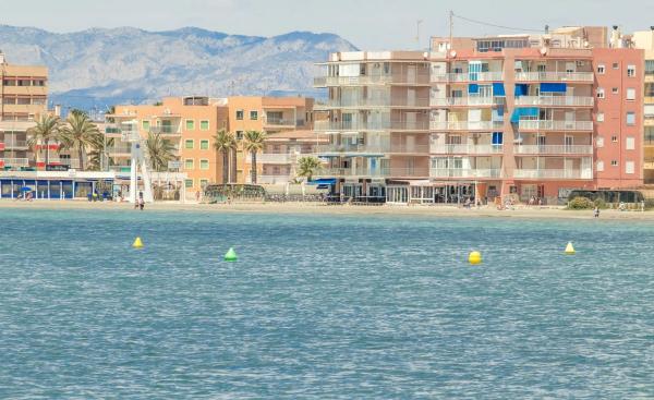 Piso en calle Monòver, 3