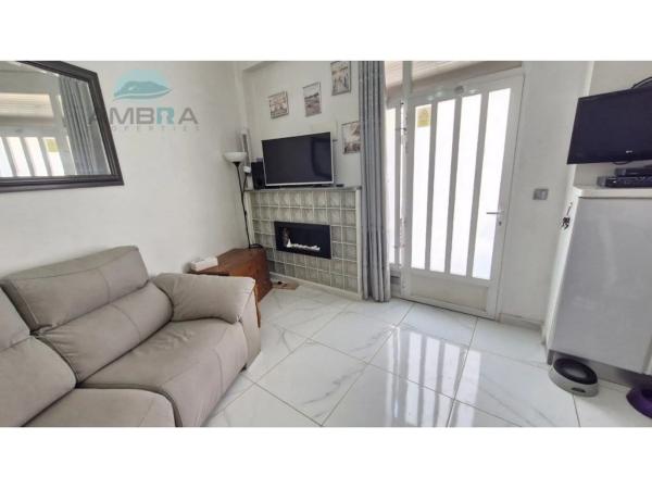 Casa independiente en calle Sant Marc