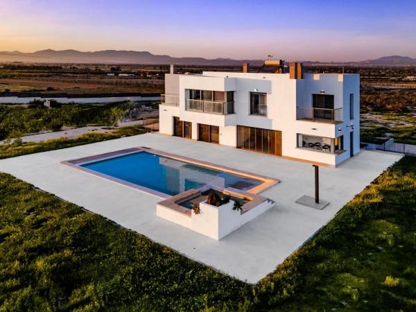 Casa independiente en Partida Marina