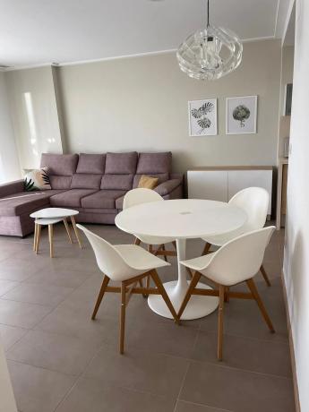 Piso en Arenales del Sol