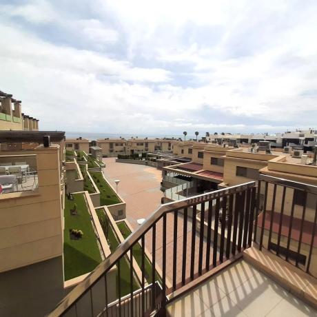 Piso en Arenales del Sol