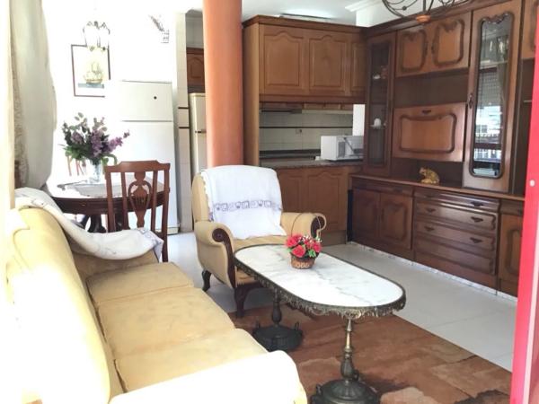 Piso en avenida del Mediterrani, 10