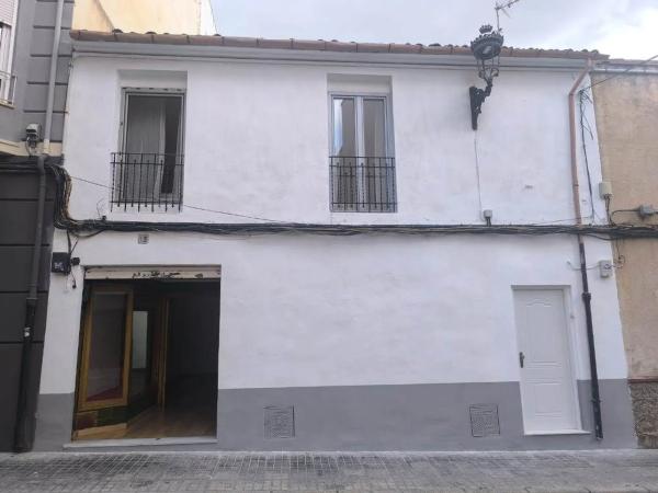 Chalet adosado en calle Alacant, 13