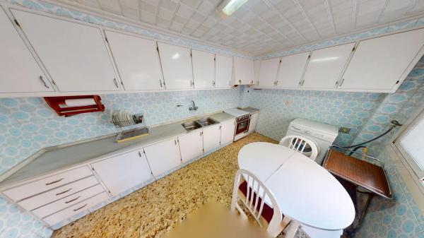 Piso en calle Don Quijote, 79