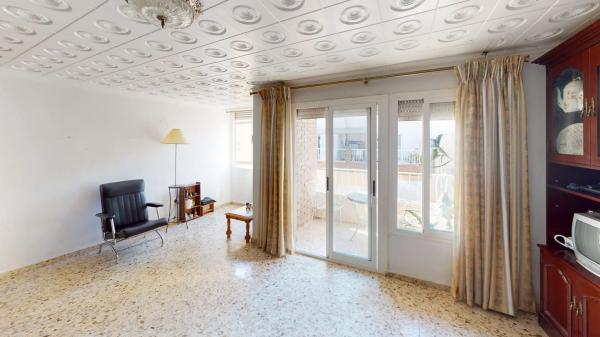 Piso en calle Don Quijote, 79