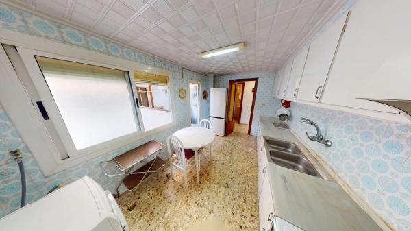 Piso en calle Don Quijote, 79