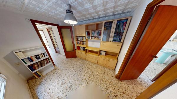 Piso en calle Don Quijote, 79