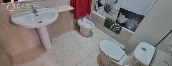 Chalet adosado en calle Gregal