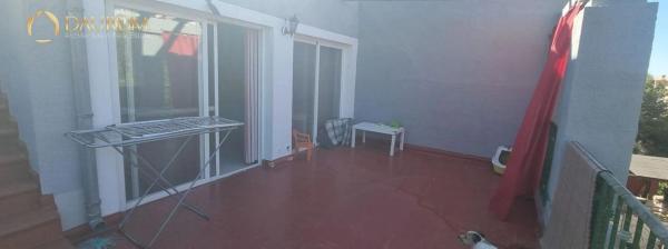 Chalet adosado en calle Gregal