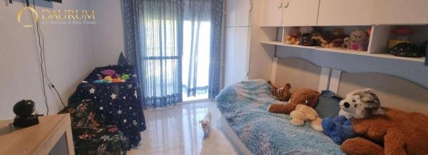 Chalet adosado en calle Gregal