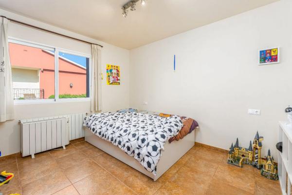 Chalet en Pueblo Levante