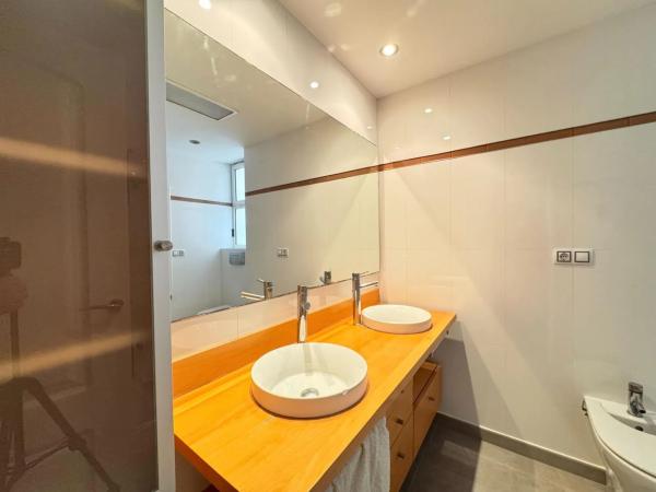 Piso en calle Dahellos