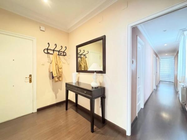 Piso en calle Dahellos