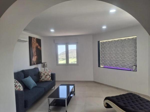 Casa independiente en Urbanización la Sella s/n