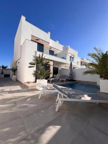 Chalet pareado en via Augusta