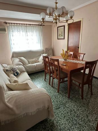 Piso en Barri Santa Rosa